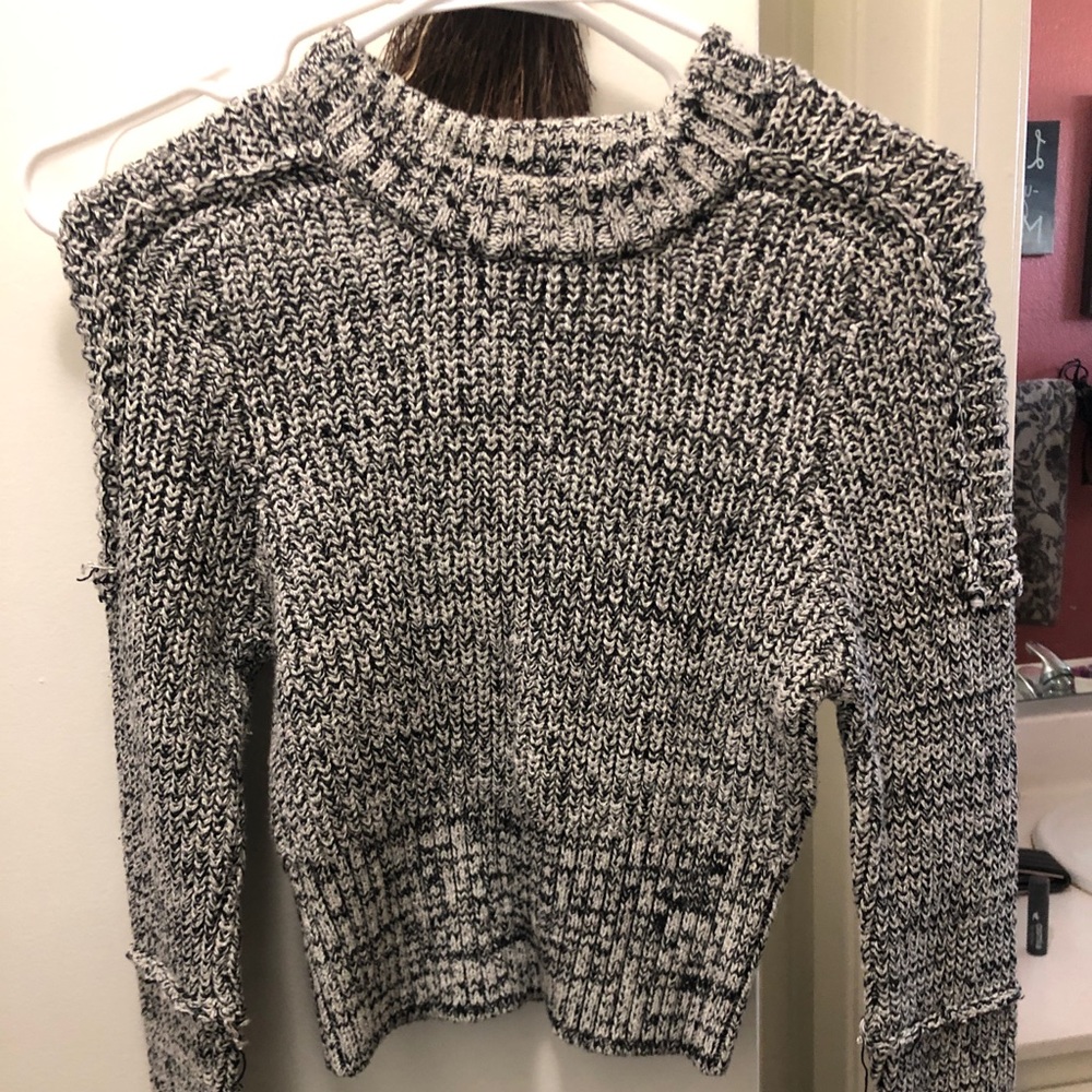 Urban outfitters crop sweater
